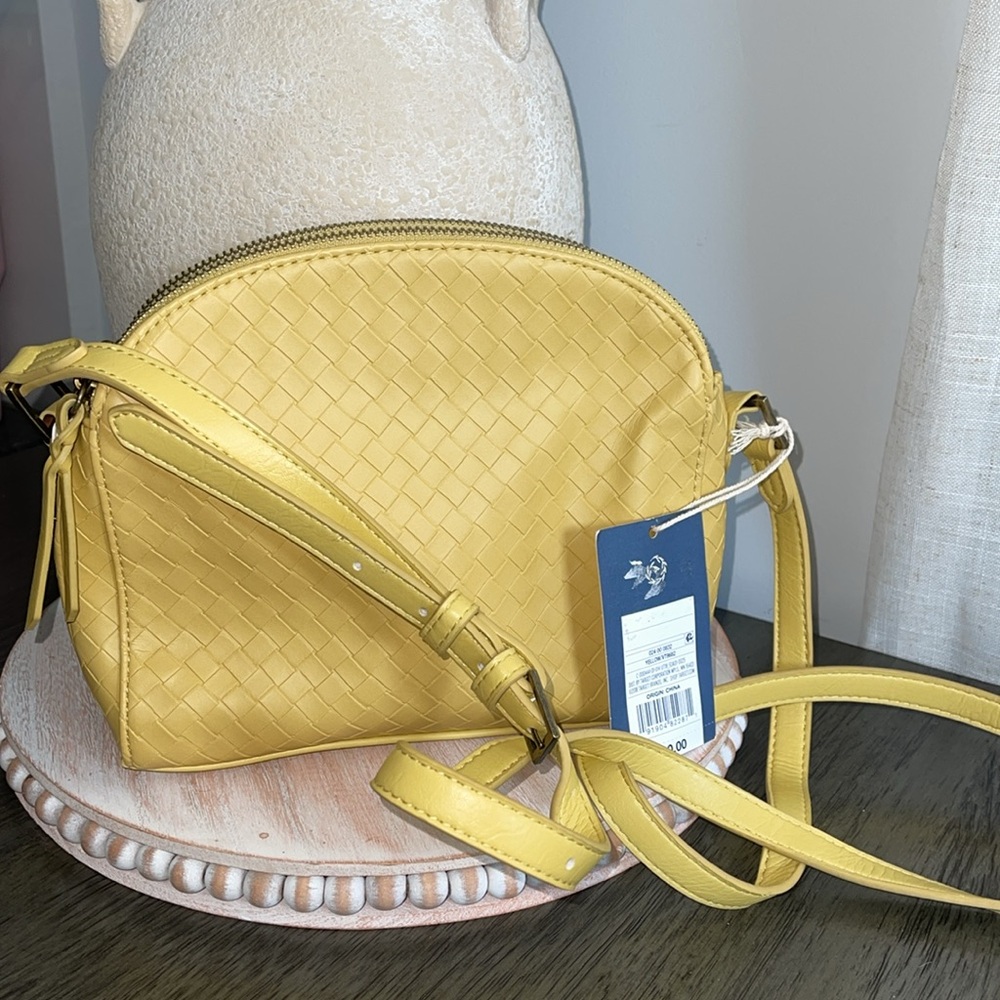 Triple Compartment Crossbody Bag - Universal Thread Yellow. - Picture 5 of 6